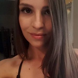 Meet your Posher, Christy